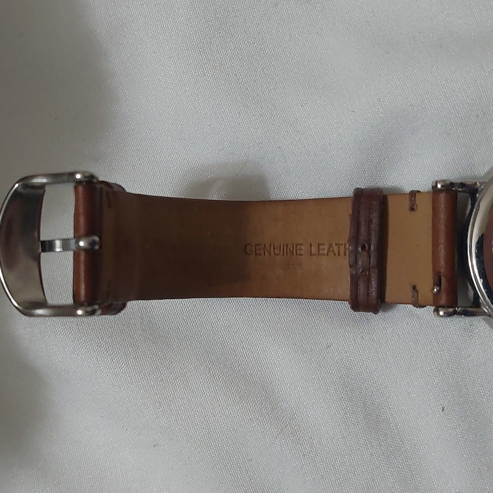 Timex The Waterbury Silver Chronograph with Brown Leather Strap - Picture 7 of 9